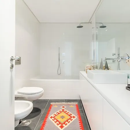 Luxury Experience In Lisbon 아파트 *